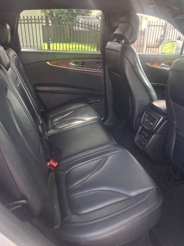 2019 Lincoln Nautilus Reserve