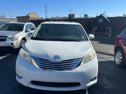 2011 Toyota Sienna for sale at Huck´s Auto Sales Inc in Cape Girardeau MO
