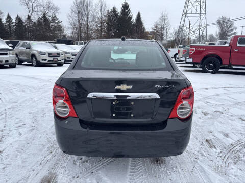 2016 Chevrolet Sonic LT Auto