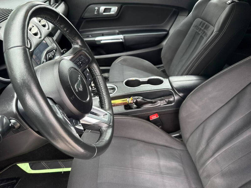 2019 Ford Mustang EcoBoost