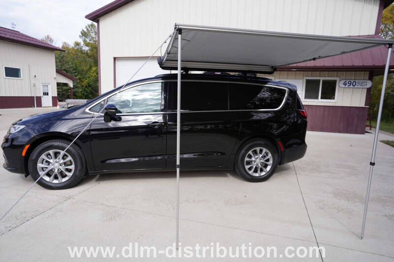 2025 Mini T Campervan Chrysler Pacifica AWD Camper V