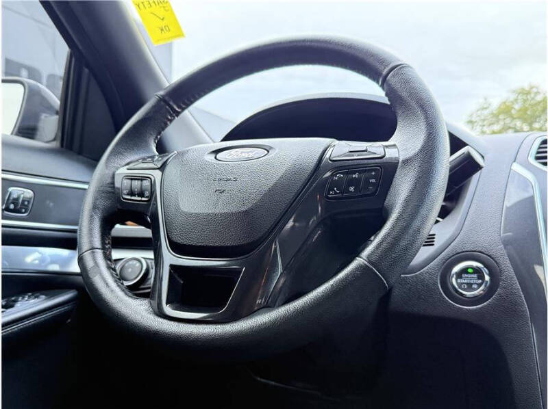 2018 Ford Explorer Sport