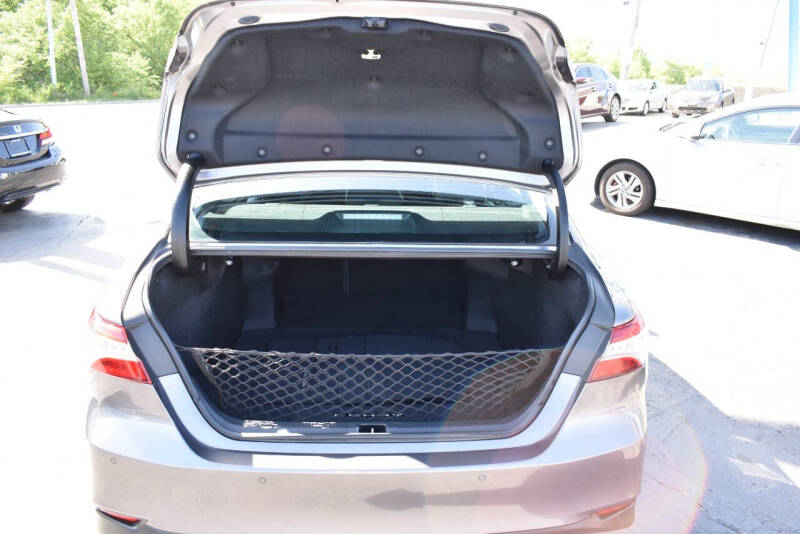 2018 Toyota Camry Hybrid XLE