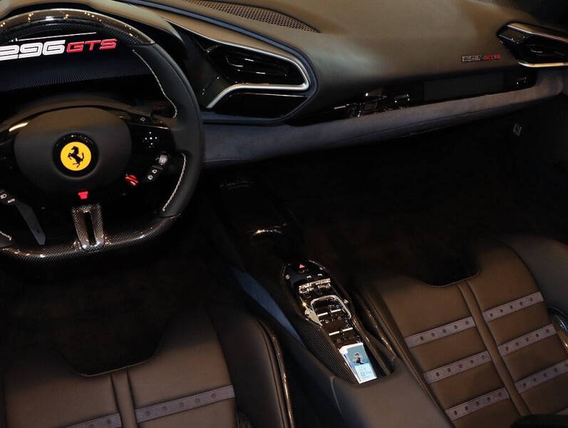 2025 Ferrari 296 GTS