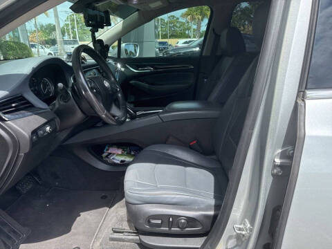 2020 Buick Enclave Essence