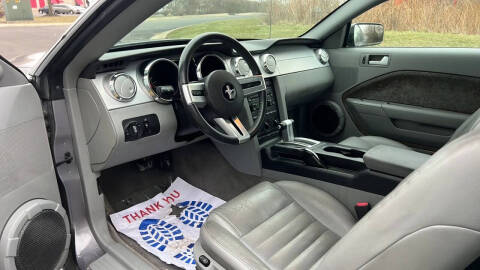 2006 Ford Mustang GT Deluxe