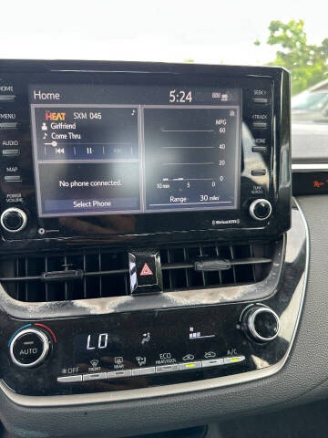 2022 Toyota Corolla LE