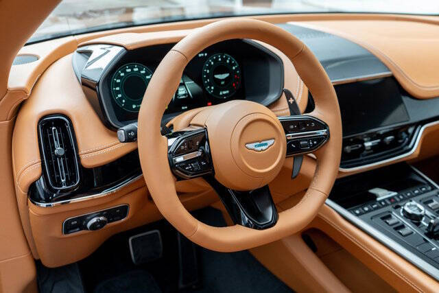 2026 Aston Martin DBX 11