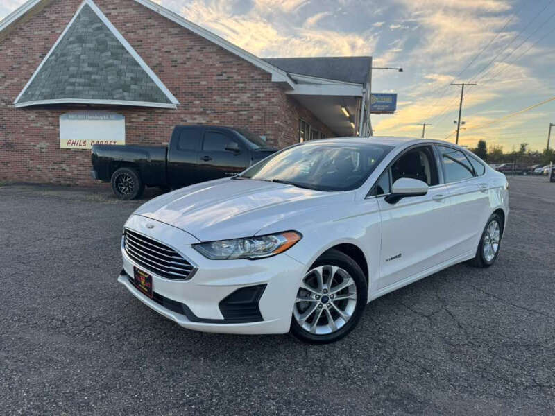 2019 Ford Fusion Hybrid SE's photo