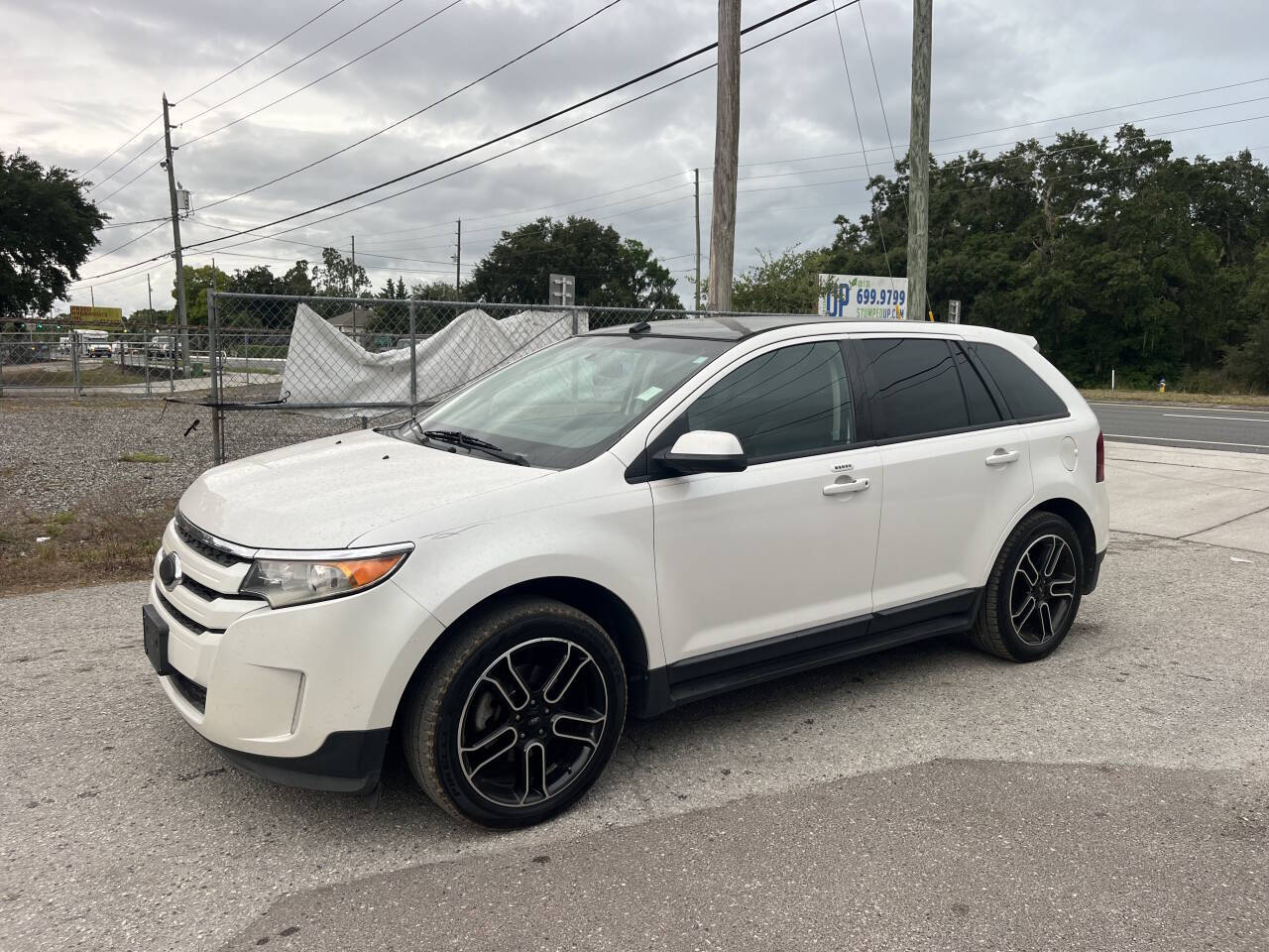 2013 Ford Edge for sale at Hobgood Auto Sales in Land O Lakes, FL