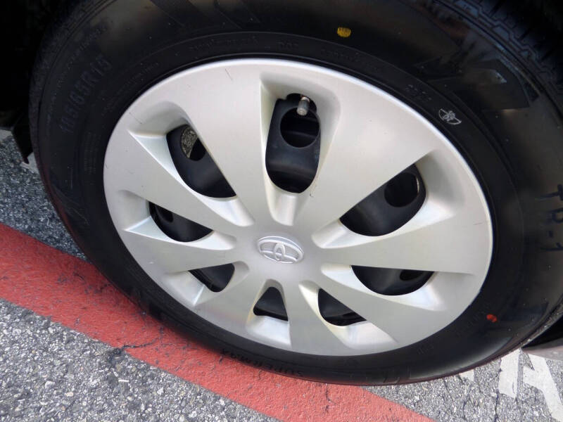 2013 Toyota Prius c One