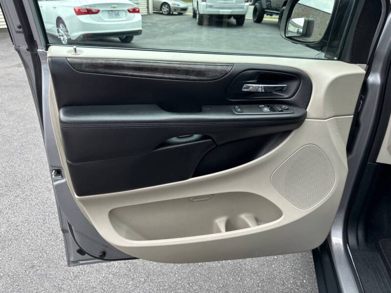 2014 Dodge Grand Caravan SE