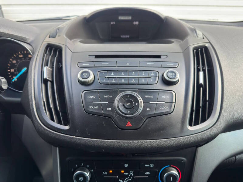 2017 Ford Escape S
