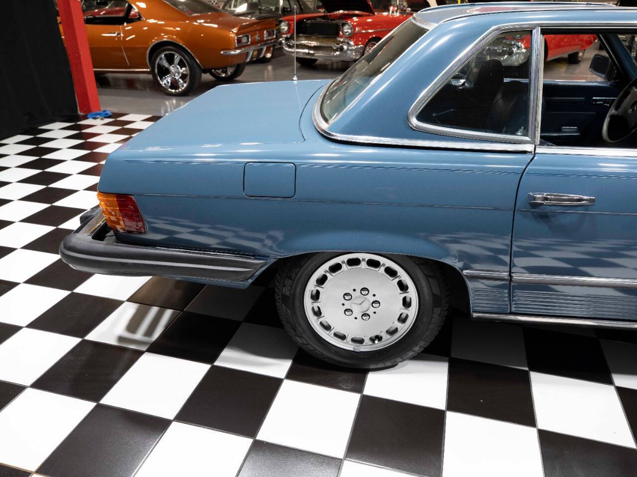1977 Mercedes-Benz 450 SL 12
