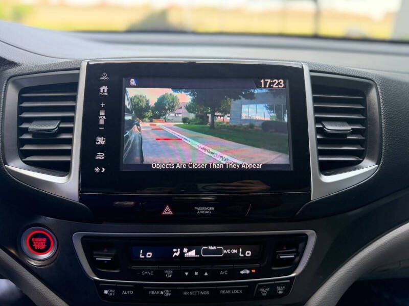 2017 Honda Pilot EX