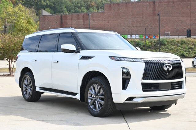 2025 Infiniti QX80 Pure