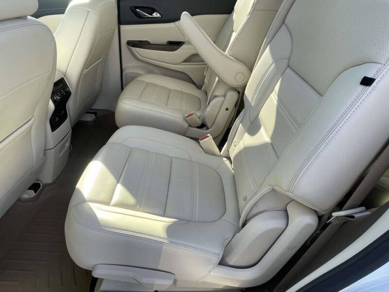 2021 GMC Acadia Denali