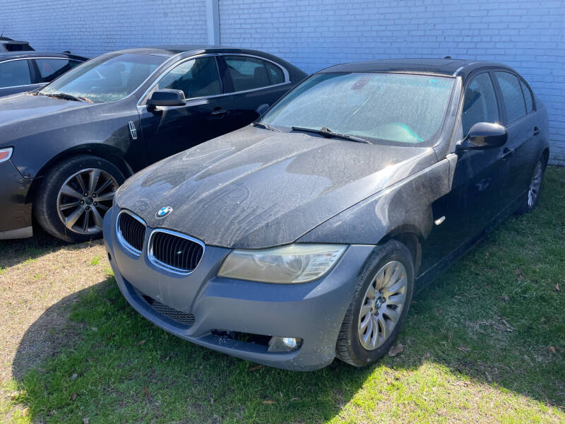 2009 BMW 3 Series for sale at LAURINBURG AUTO SALES in Laurinburg NC