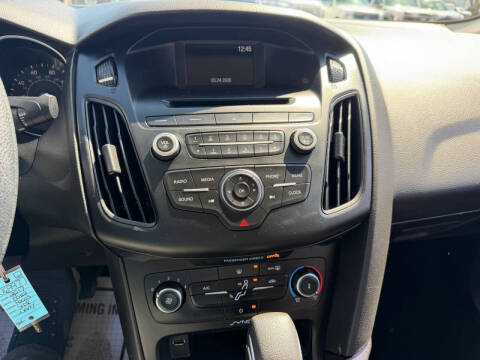 2017 Ford Focus S