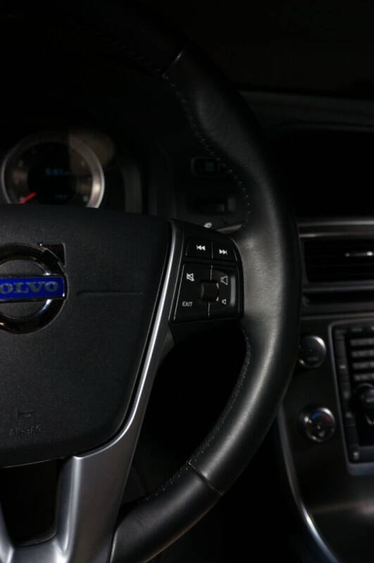 2013 Volvo S60 T5 Premier Plus