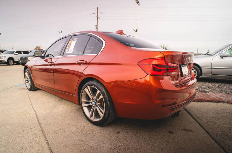 2018 BMW 3 Series 330i