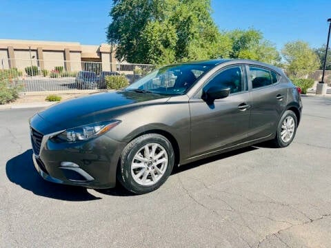 2014 Mazda MAZDA3 for sale at Maricopa Auto Outlet in Maricopa AZ