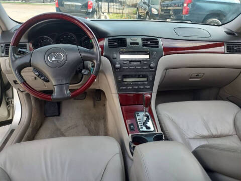 2004 Lexus ES 330