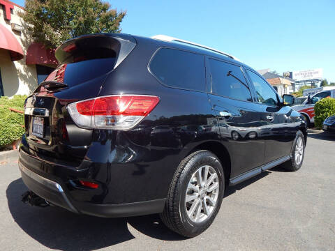 2015 Nissan Pathfinder S