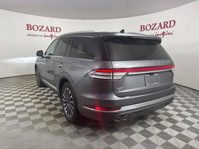2023 Lincoln Aviator Standard