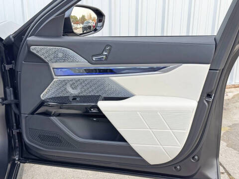 2023 BMW i7 xDrive60