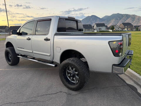 2011 Nissan Titan SV