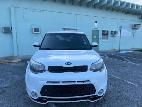 2016 Kia Soul +