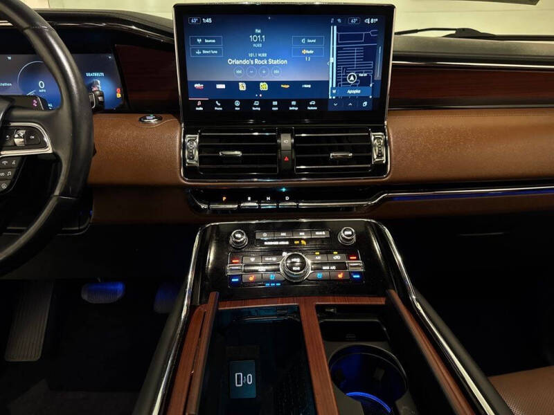 2022 Lincoln Navigator L Reserve