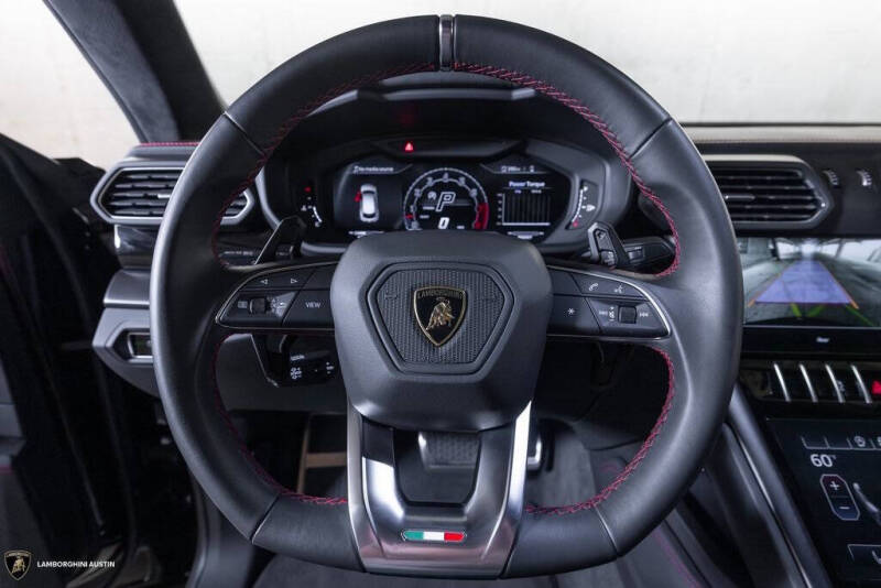 2024 Lamborghini Urus S