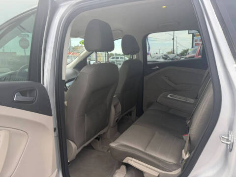 2016 Ford Escape SE