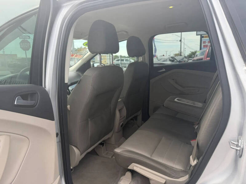2016 Ford Escape SE