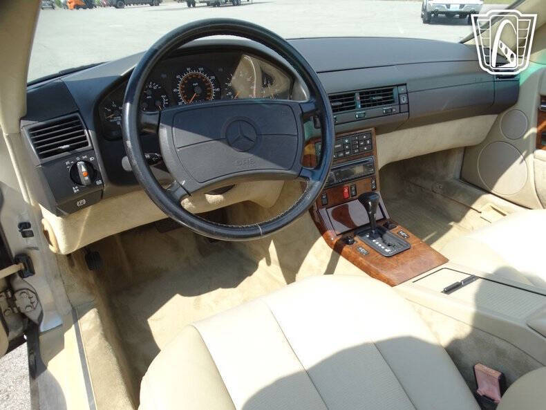 1990 Mercedes-Benz 500-Class 500 SL