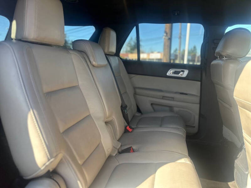 2012 Ford Explorer XLT