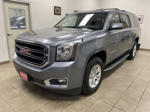 2020 GMC Yukon XL for sale at DAN PORTER MOTORS in Dickinson ND