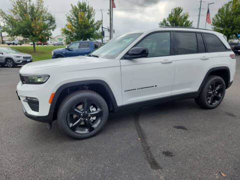 2024 Jeep Grand Cherokee for sale at Victoria Auto Sales - Waconia Dodge in Waconia MN