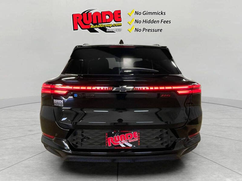 2024 Chevrolet Equinox EV Launch Edition