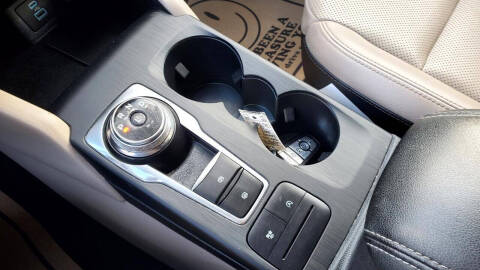 2021 Ford Escape SEL