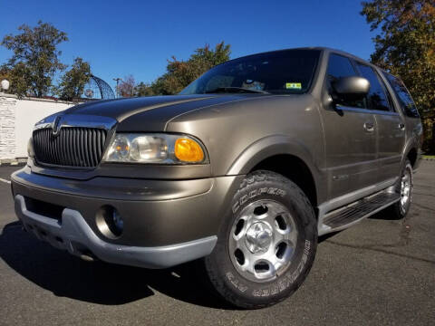 2001 Lincoln Navigator for sale at Ultimate Motors Inc in Port Monmouth NJ