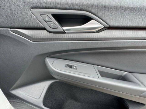 2024 Volkswagen Golf GTI SE