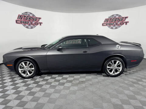 2021 Dodge Challenger SXT