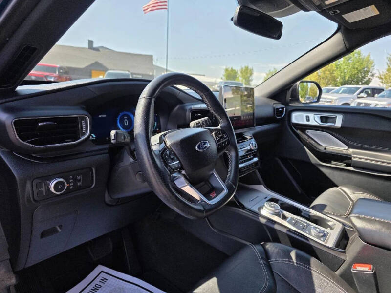 2022 Ford Explorer ST