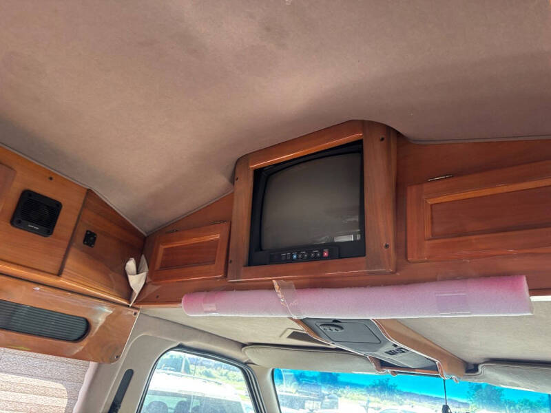 1999 Ford E-Series E-250