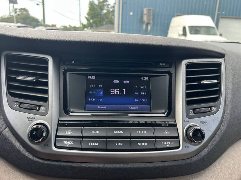 2017 Hyundai Tucson SE