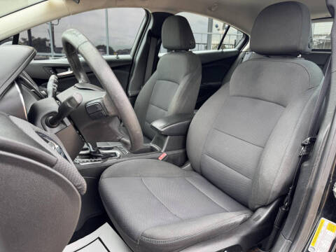 2018 Chevrolet Cruze LT Auto