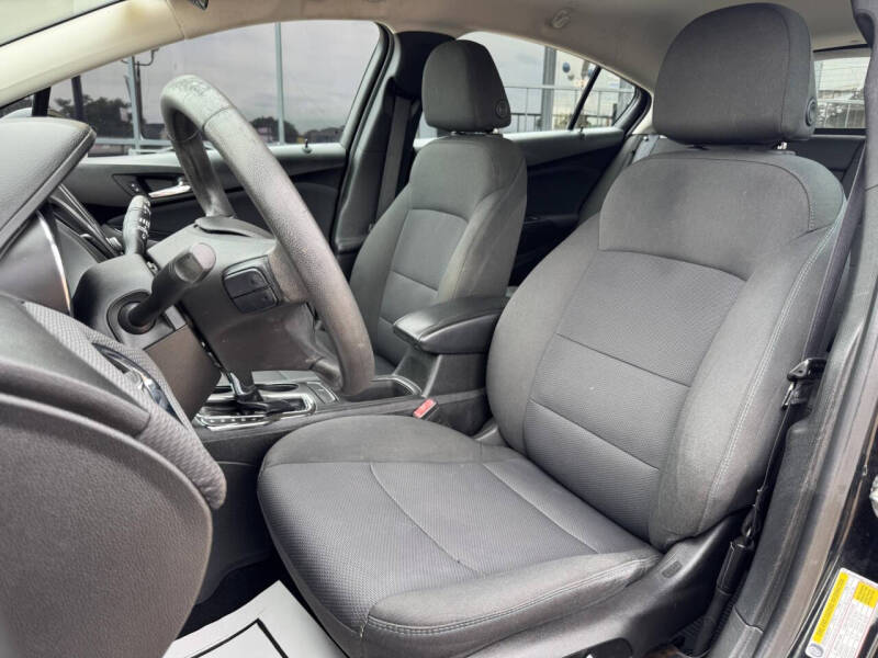 2018 Chevrolet Cruze LT Auto
